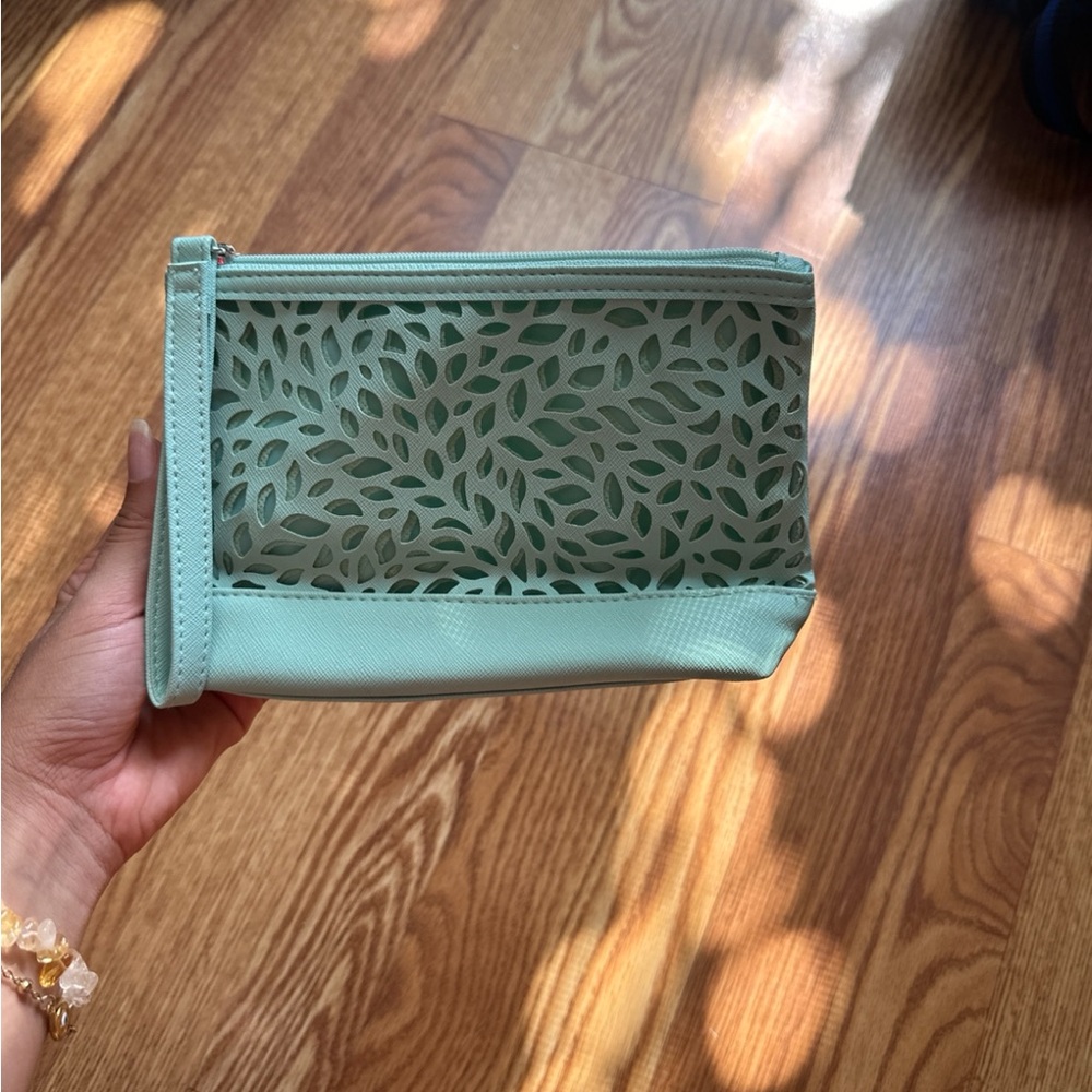 Ulta Beauty Turquoise Cosmetic Bag/Wristlet Wallet